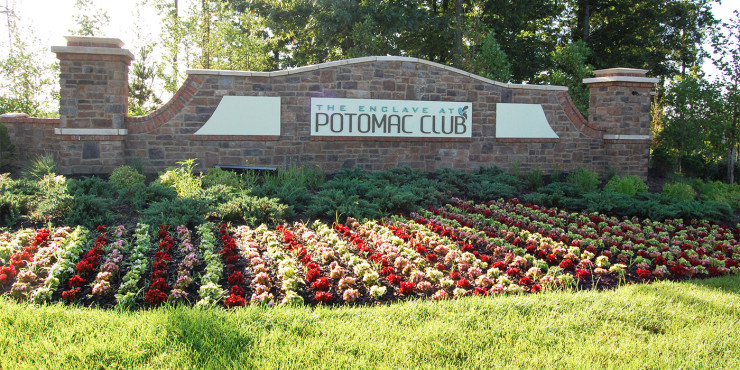 The Enclave at Potomac Club monument outdoor sign